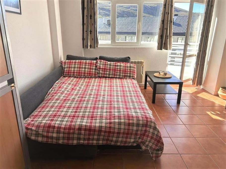 Little Rest Montblanc 6 Pax Personas Wifi Garaje Plaza Pradollano Apartment Monachil Exterior photo