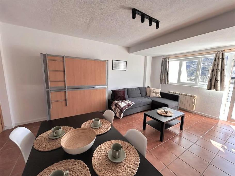 Little Rest Montblanc 6 Pax Personas Wifi Garaje Plaza Pradollano Apartment Monachil Exterior photo