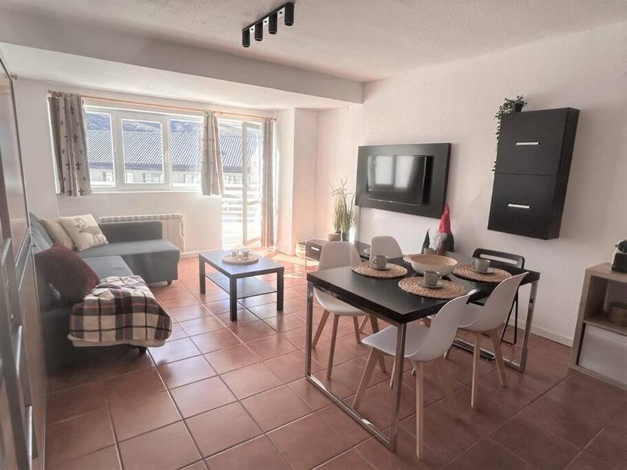 Little Rest Montblanc 6 Pax Personas Wifi Garaje Plaza Pradollano Apartment Monachil Exterior photo
